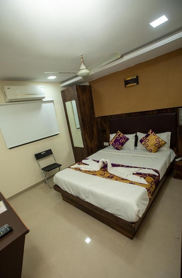 Hotel J D Residency Mumbai