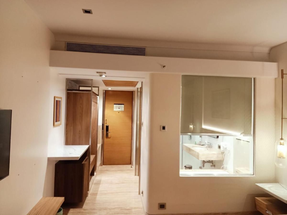 Mirage Hotel, International Airport 4* Mumbai