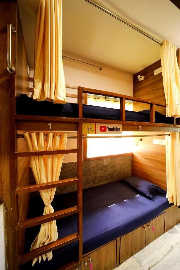 Maple The Hubz-hostel Hostel Mumbai