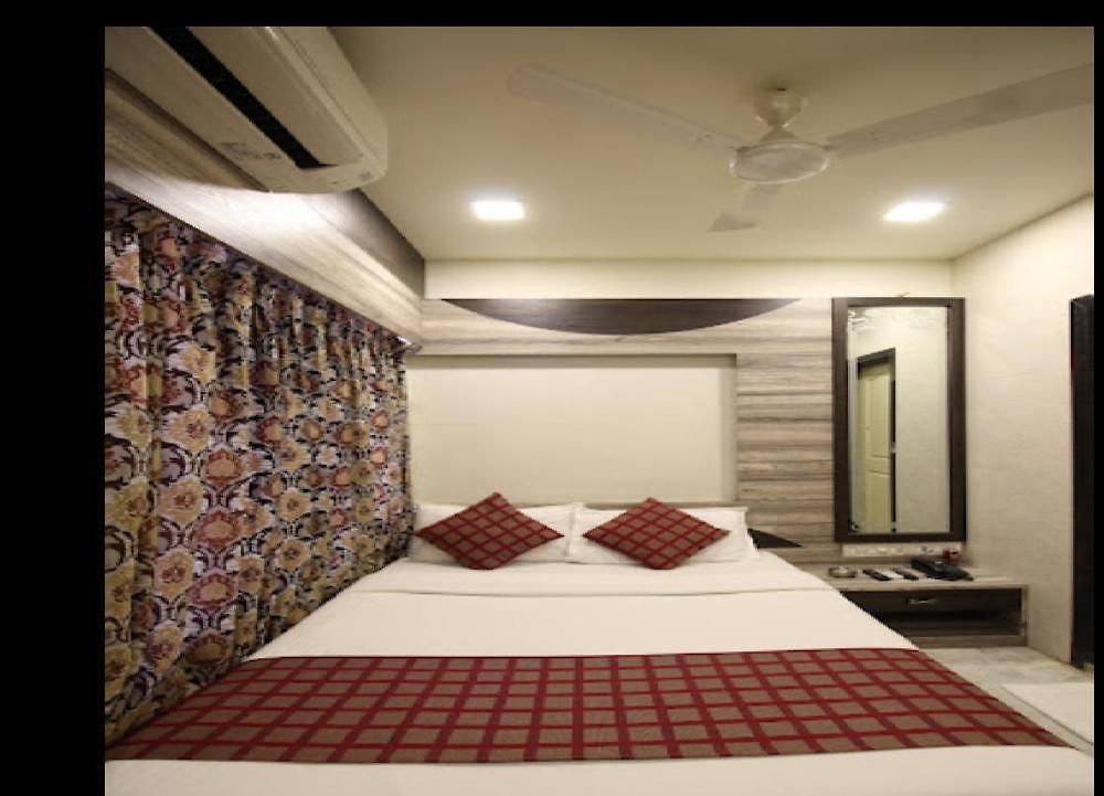 Oc Residency * Mumbai