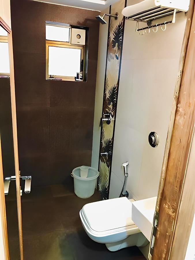Apollo - Colaba Causeway Guest house Mumbai