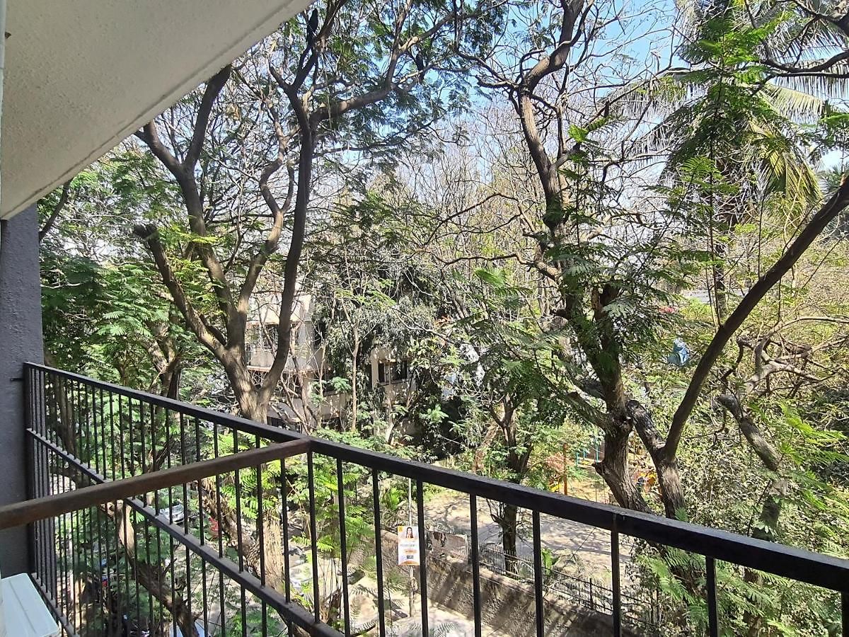 Osi Khar West Apartment Mumbai