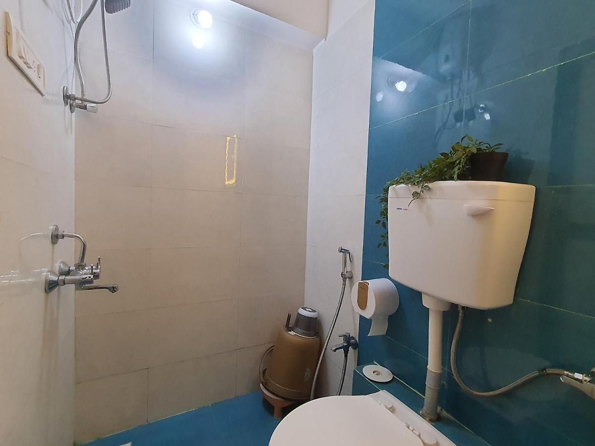Osi Khar West Apartment Mumbai