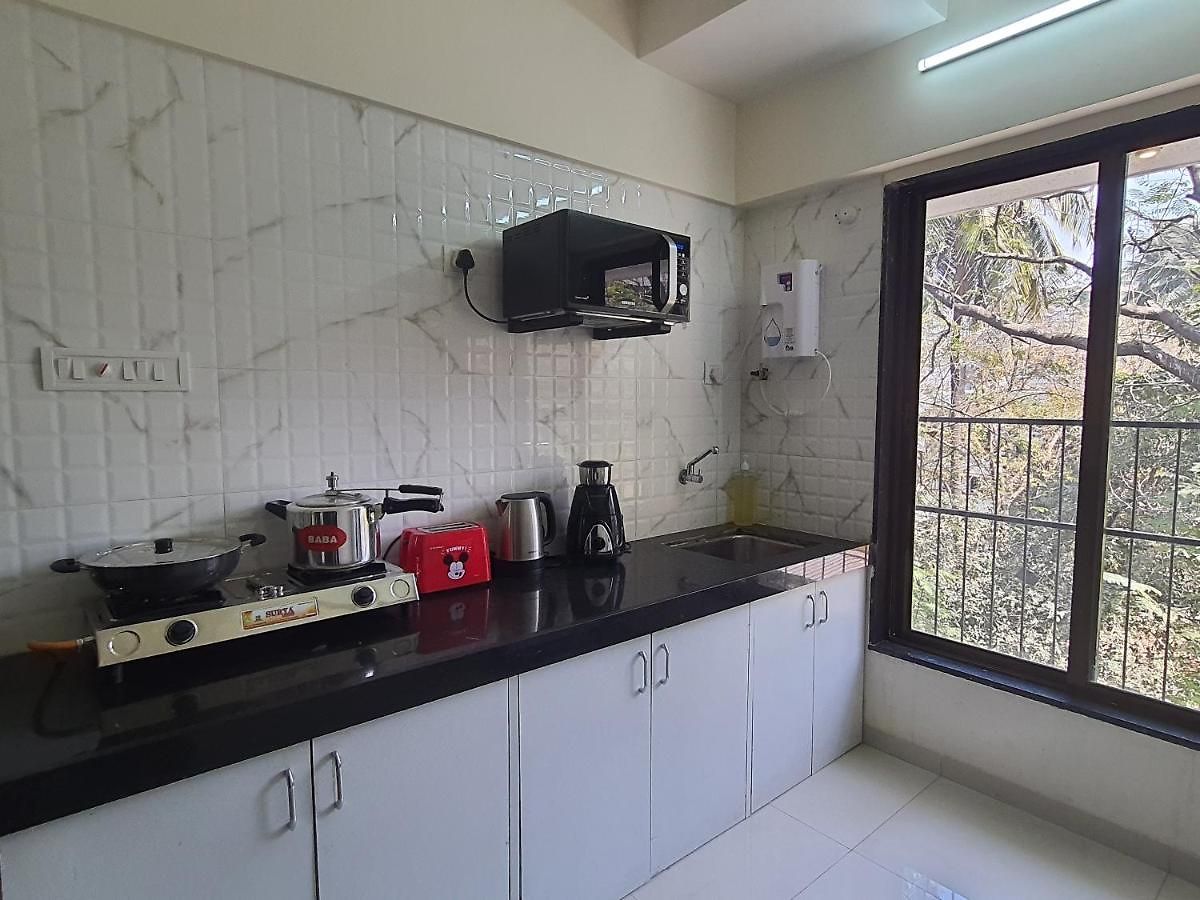 Osi Khar West Apartment Mumbai