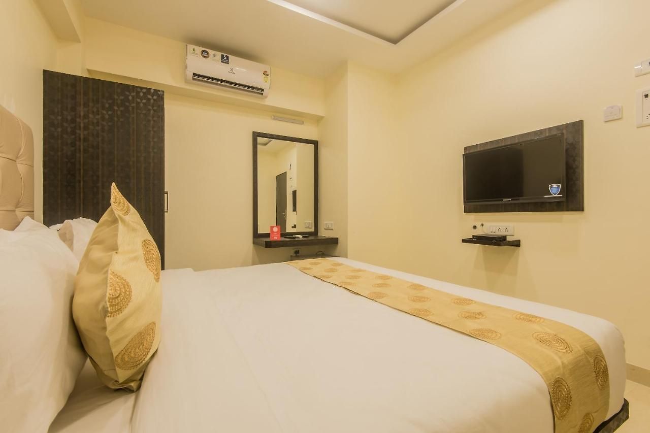 Hotel Super O Palace Near Don Bosco 3*