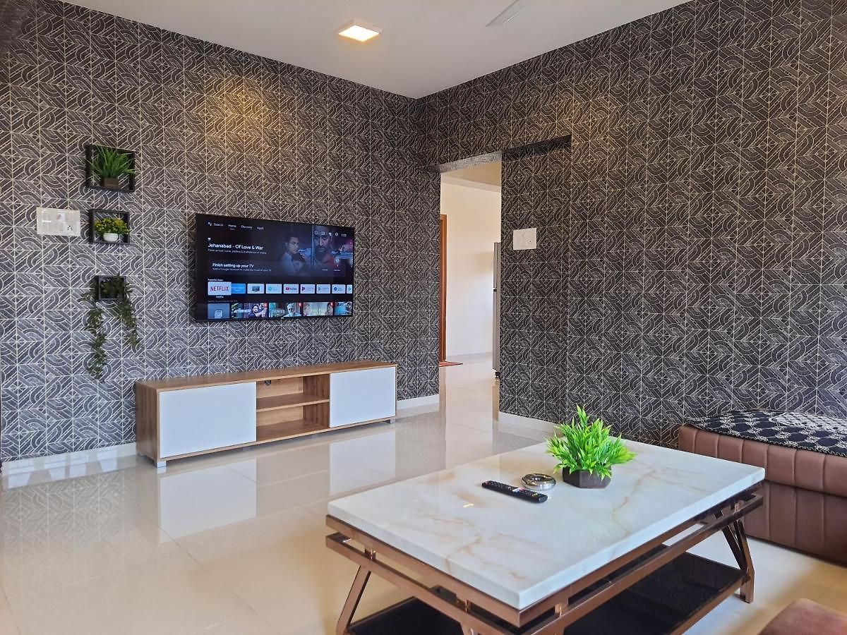 Osi Khar West *