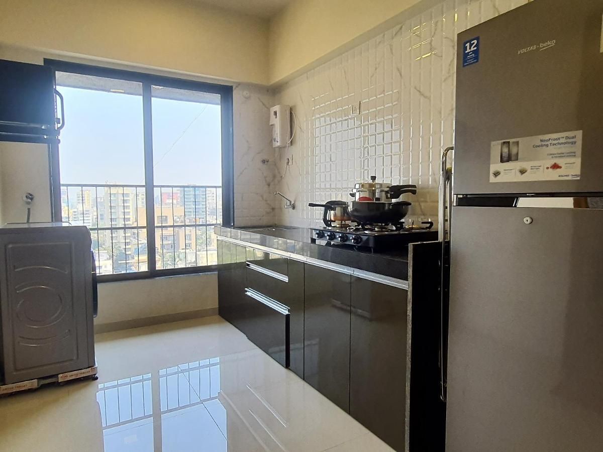 Osi Khar West Apartment Mumbai