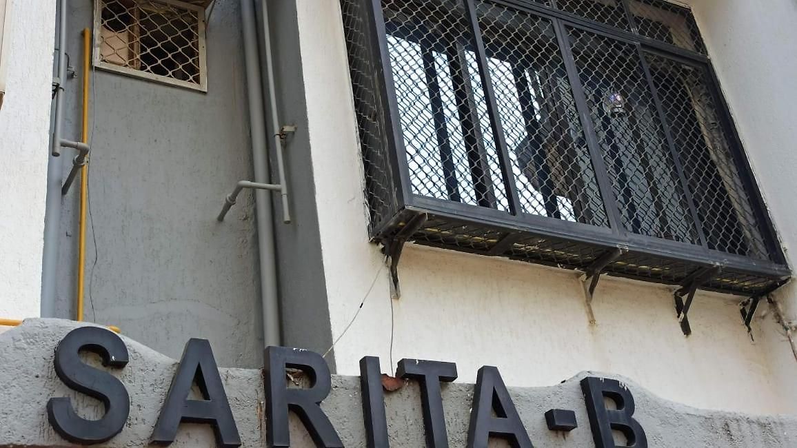 Seaview Bandra W Nr Taj Indian Women Only Homestay