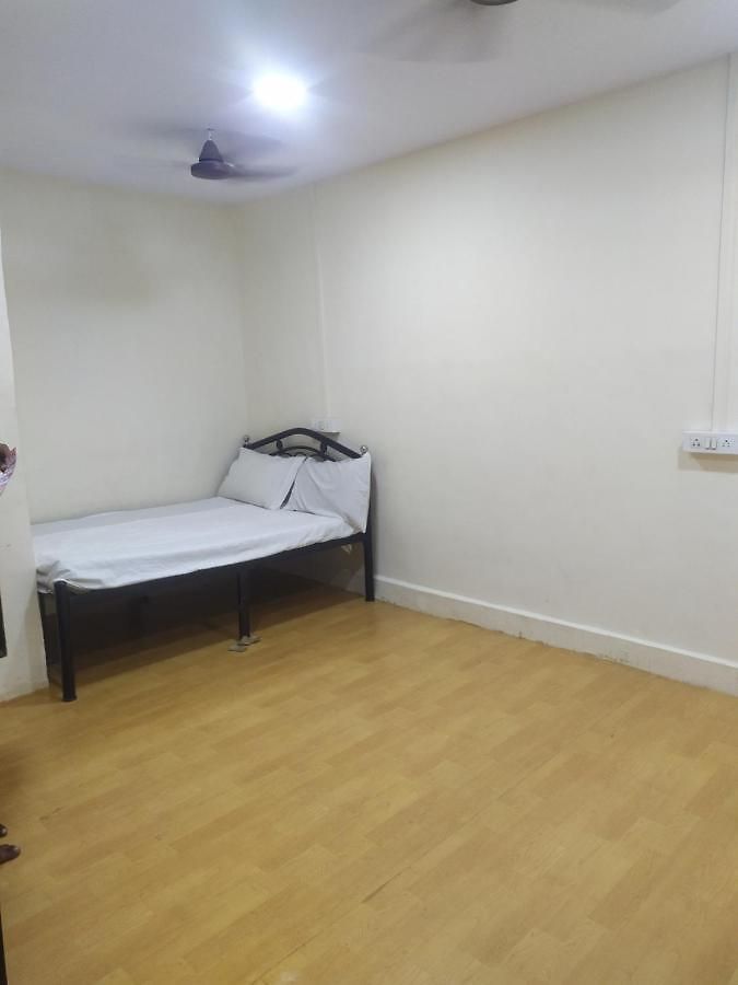 Apartment Super