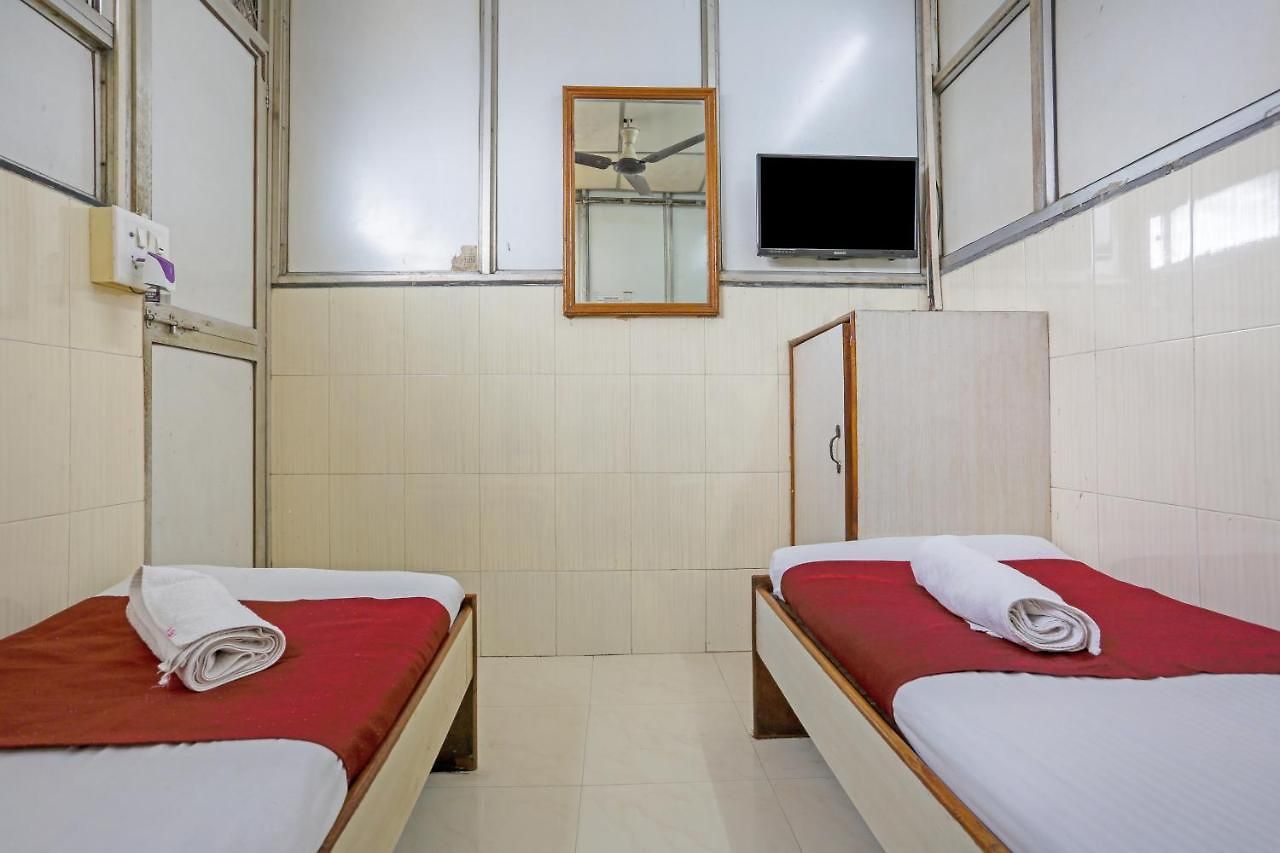Hotel Terminus Bandra Mumbai
