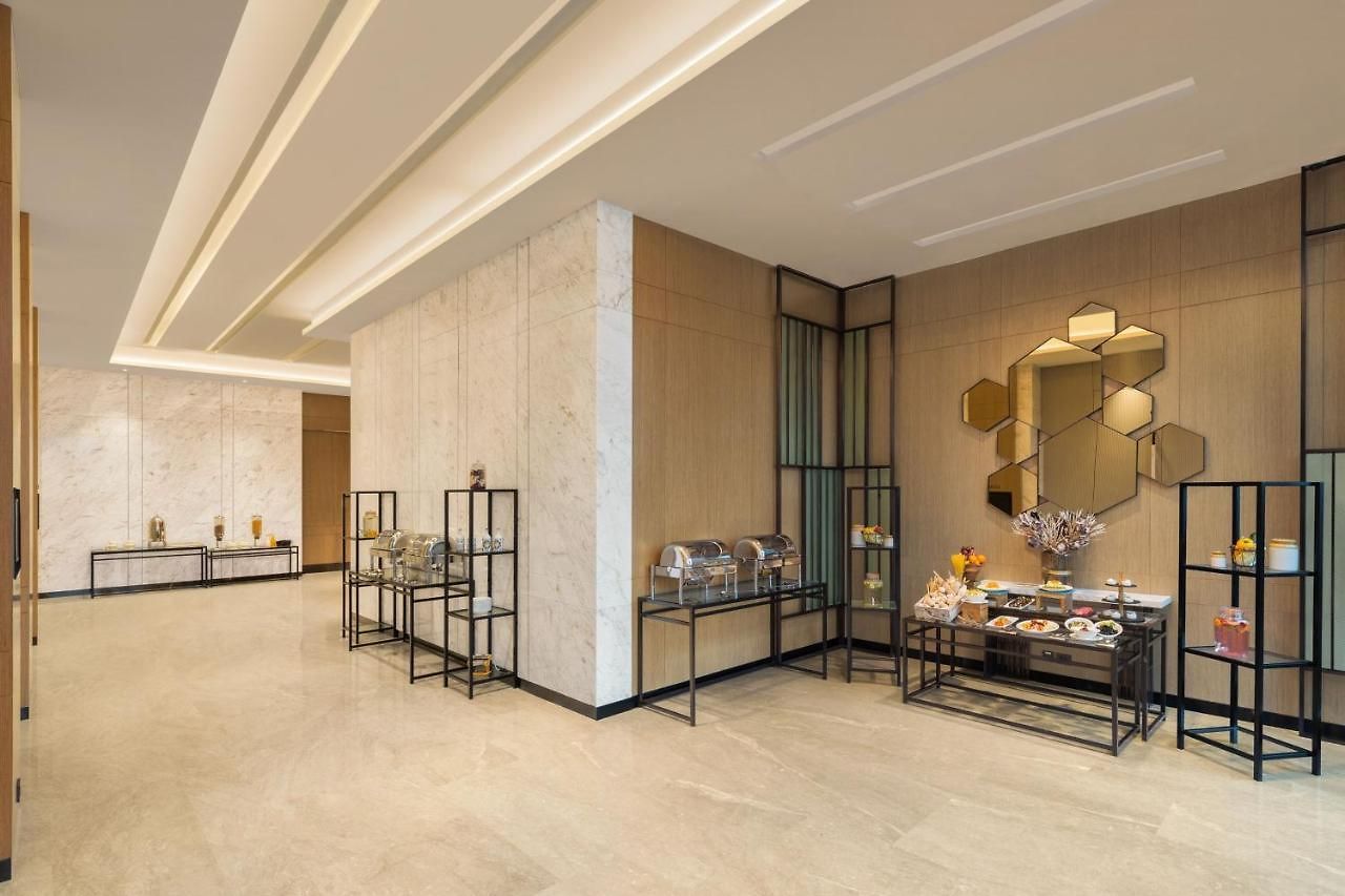 Hotel Fairfield By Marriott International Airport