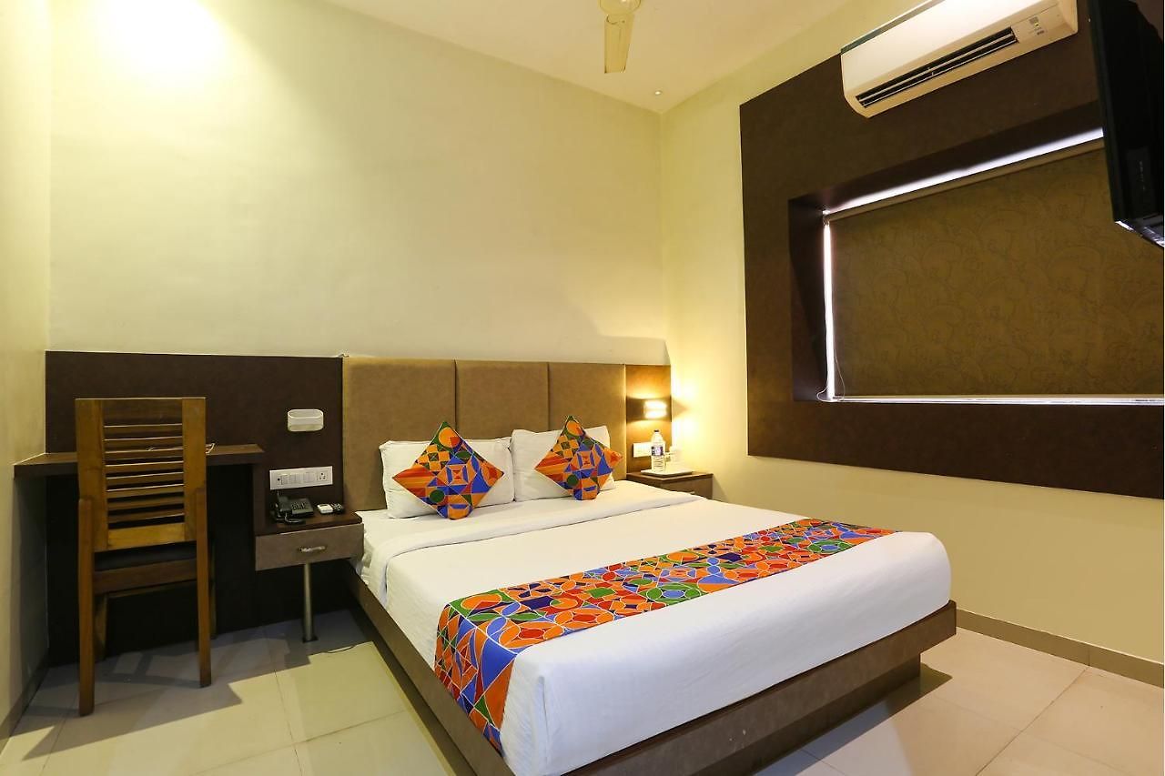 Via West - Nr International Airport Hotel Mumbai