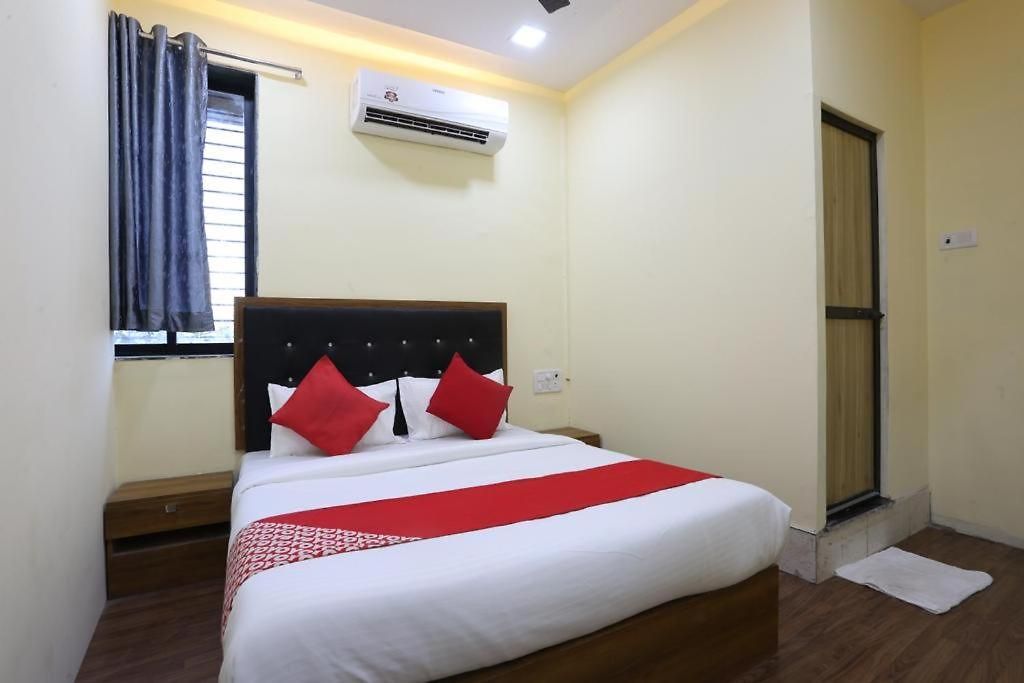 Crown Goregaon