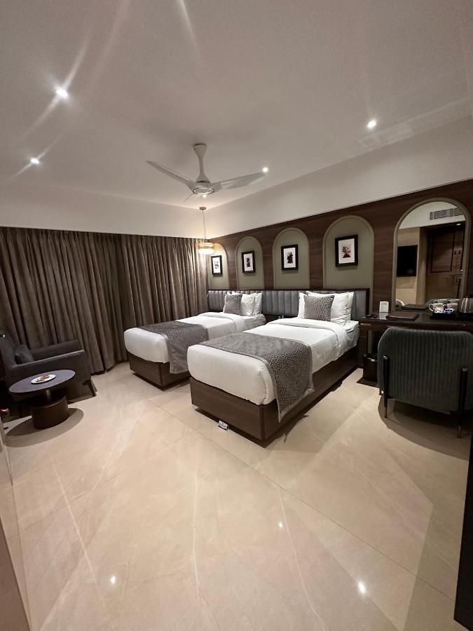 The International By Tunga 3*