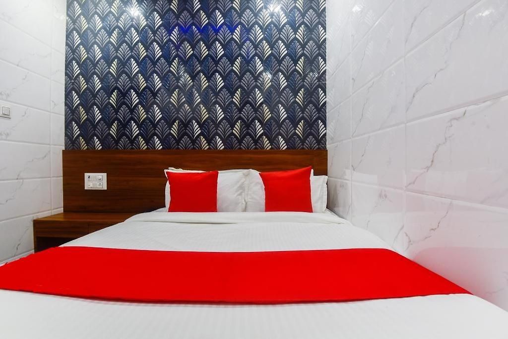 Hotel T-Junction Bkc Residency