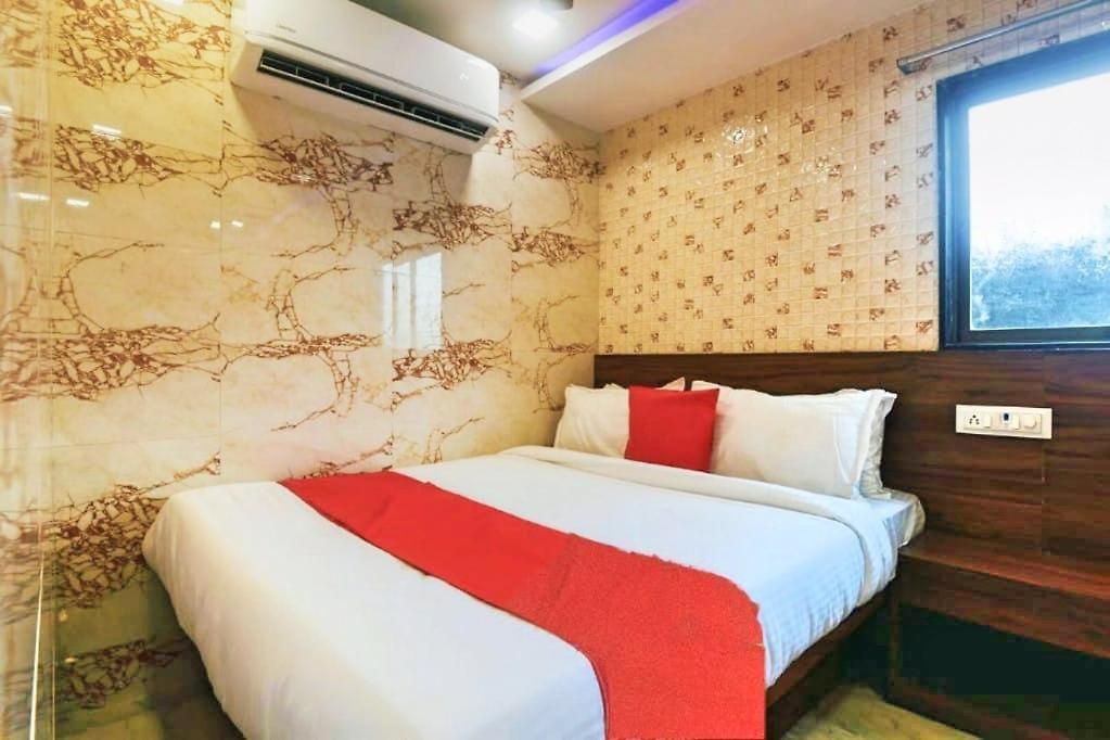 Hotel T-Junction Bkc Residency *
