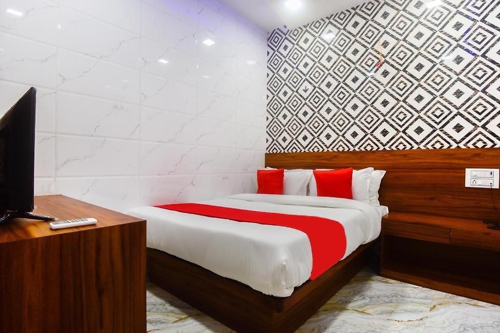 Hotel T-Junction Bkc Residency Mumbai