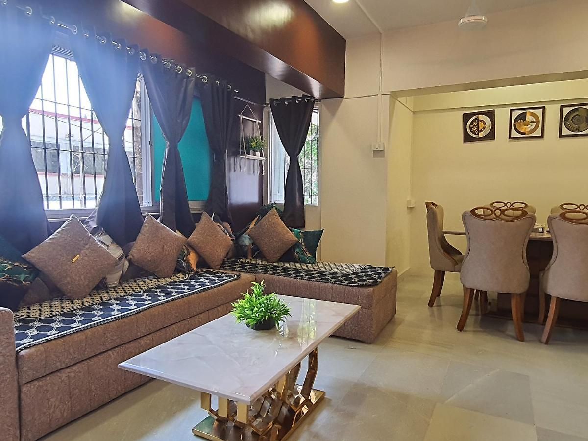Osi Khar West Apartment