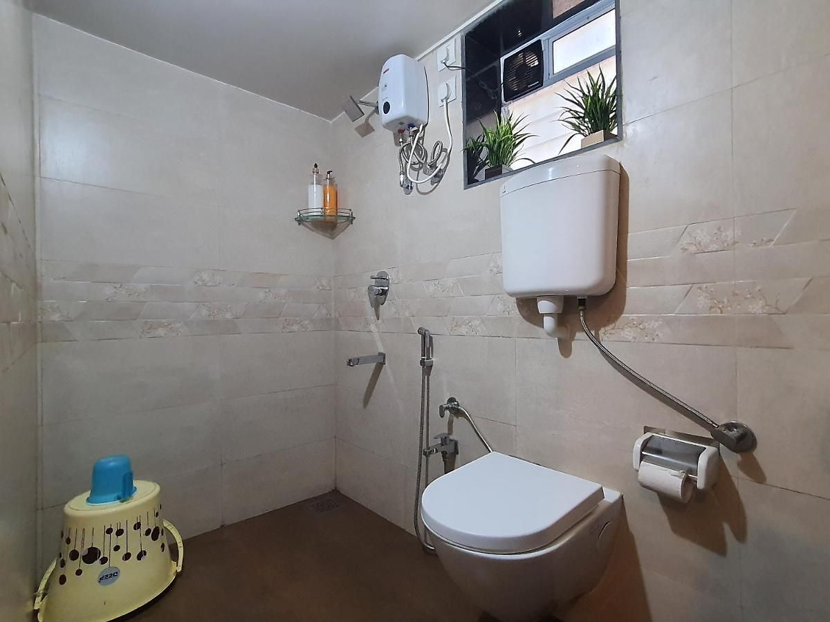 Osi Khar West * Mumbai