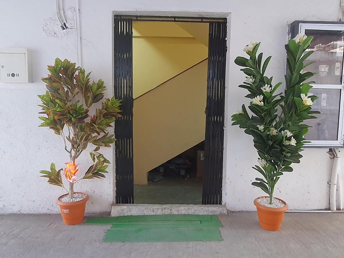 Osi Khar West *