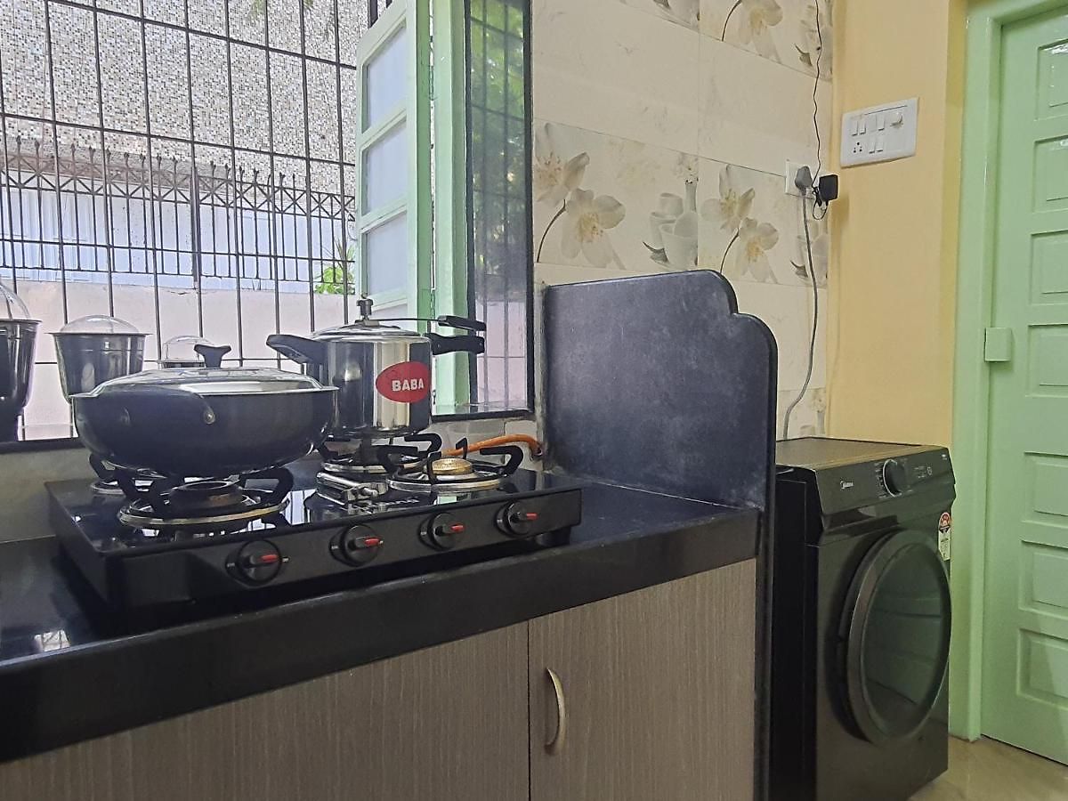 Osi Khar West Apartment