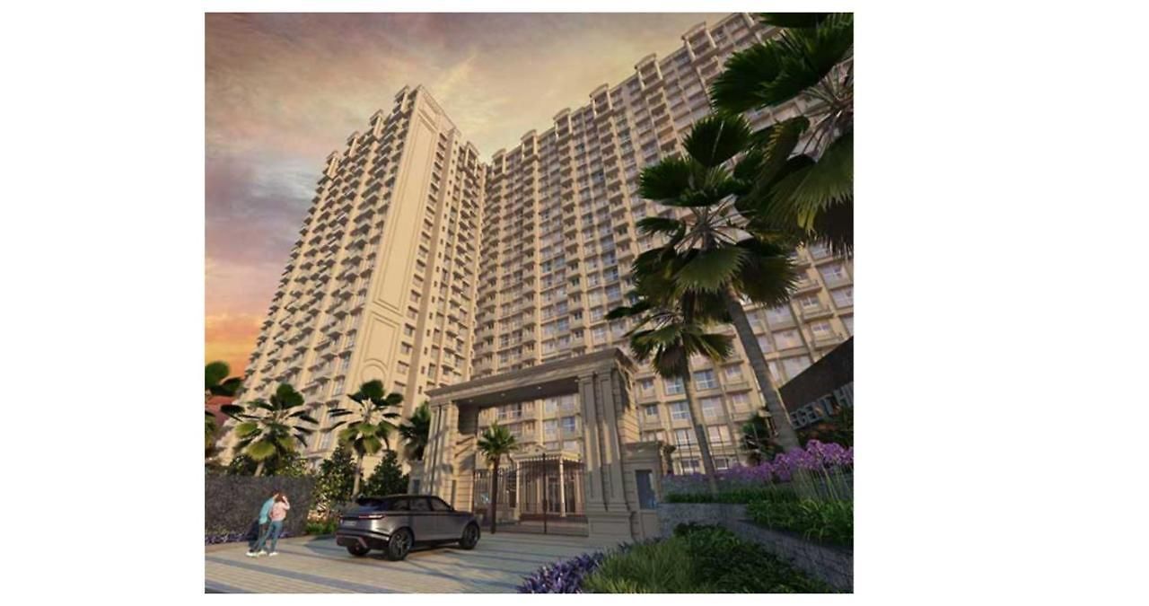 Apartment Regent Entire One Bedroom - Hiranandani Gardens, Powai