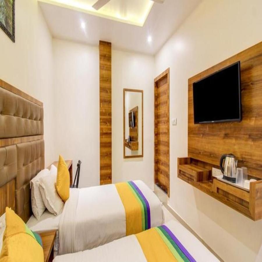 Riva International Goregaon- Near Nesco 3* Mumbai
