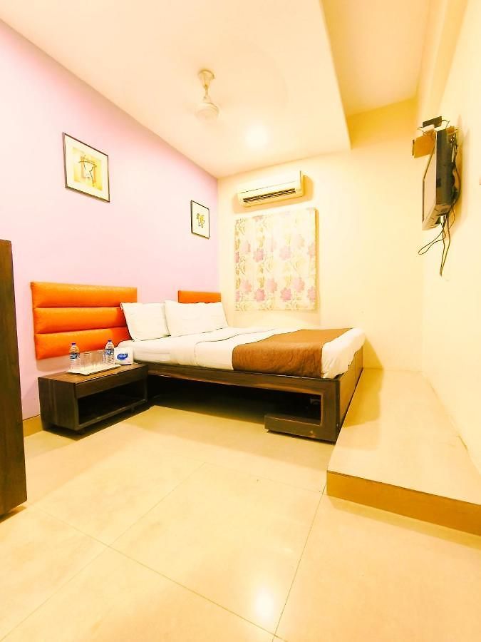 Amfahh - Andheri West Railway Station Hotel 3*