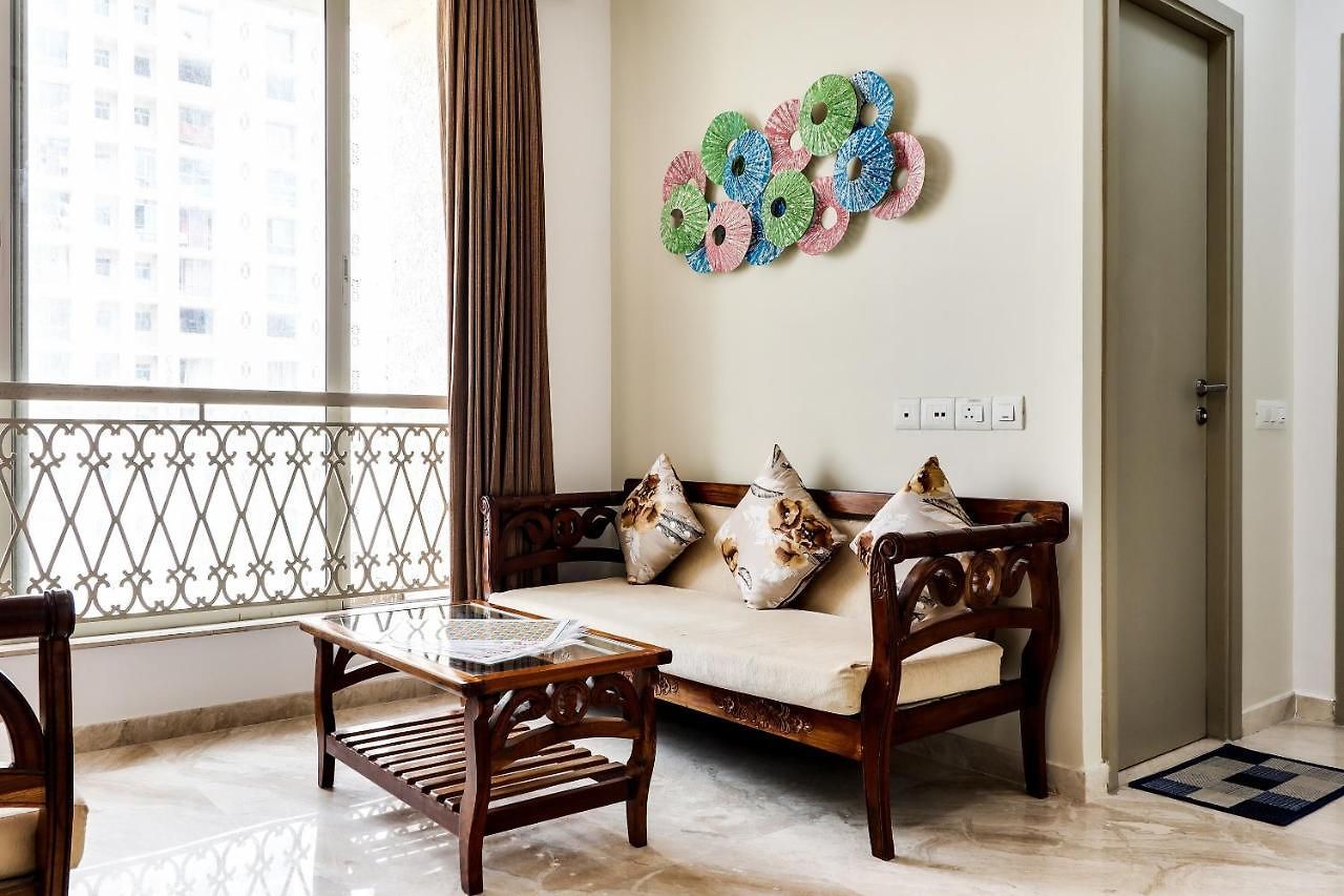 Guest house Oyo Elegant Hiranandani