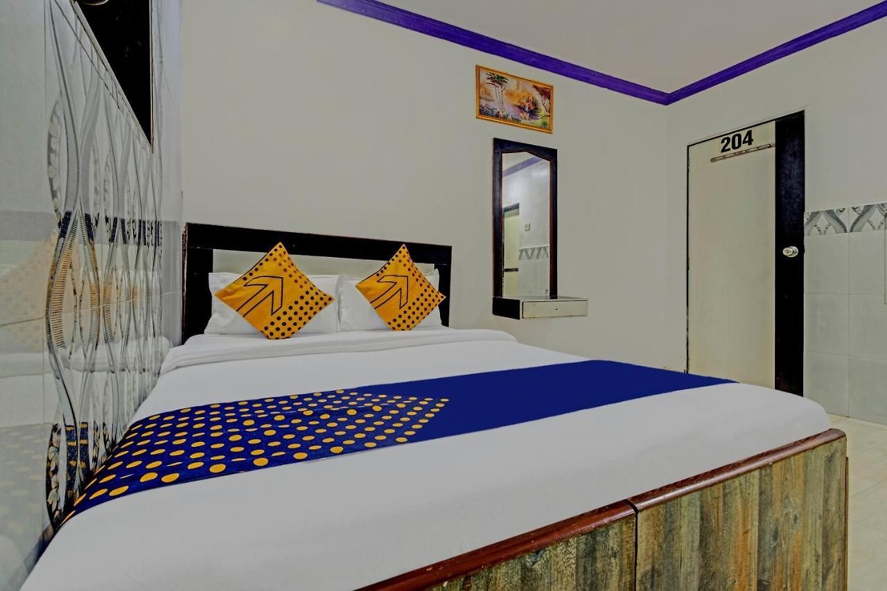 Spot On Grand Skylight Near Chhatrapati Shivaji International Airport Mumbai