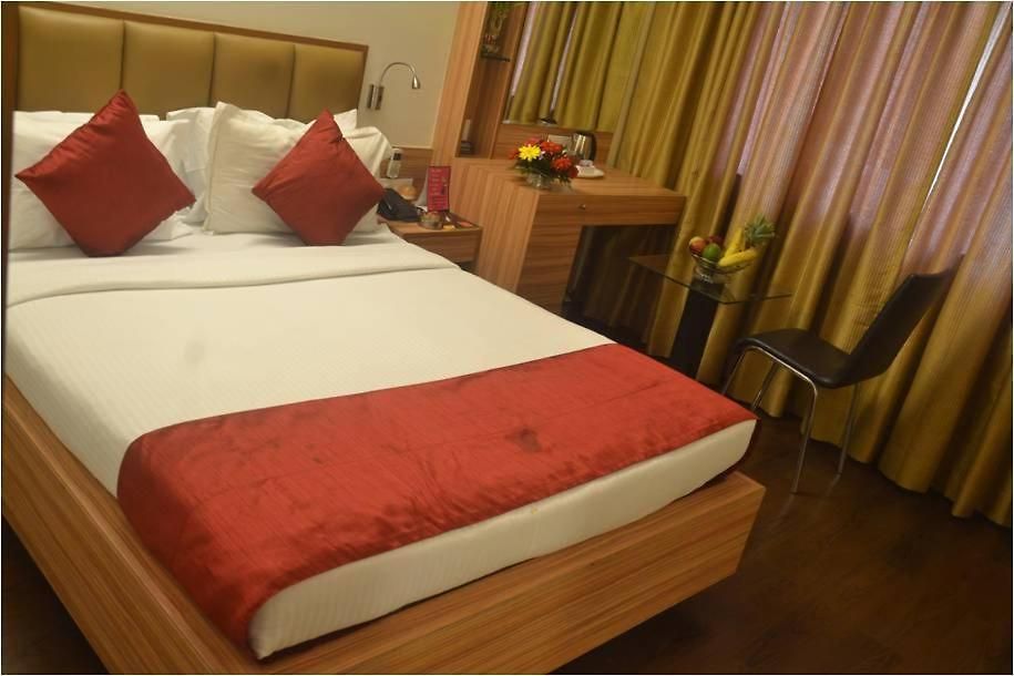 Plaza Hotel Mumbai