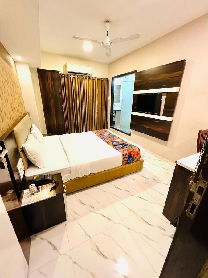 Hotel Embassy Park - Bkc 2*