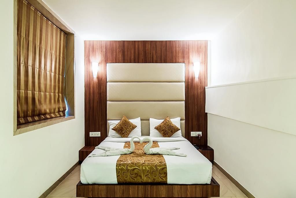 Treebo Trend Host Hotel 2*