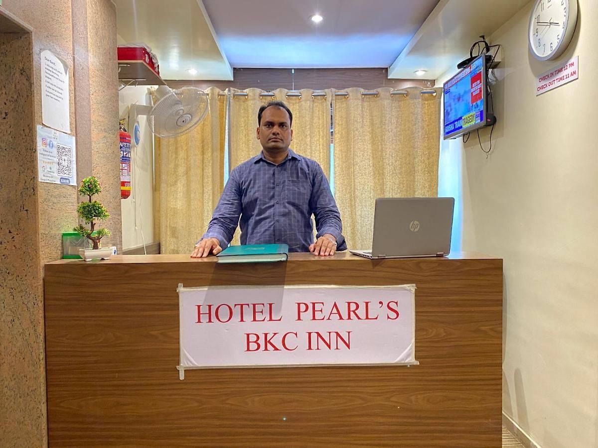 Pearl's Bkc Inn- Near Trade Centre, Visa Consulate Mumbai