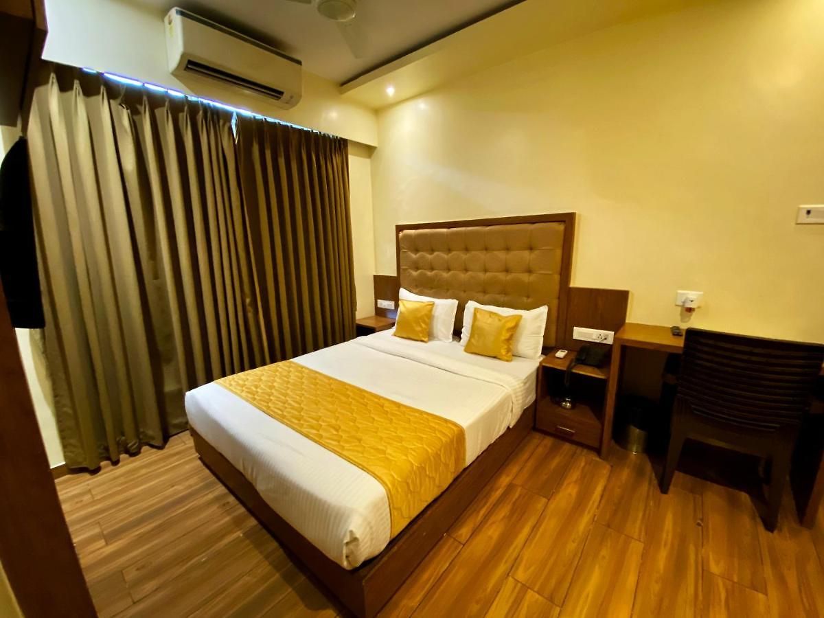 Hotel Pearl's Bkc Inn- Near Trade Centre, Visa Consulate 3*