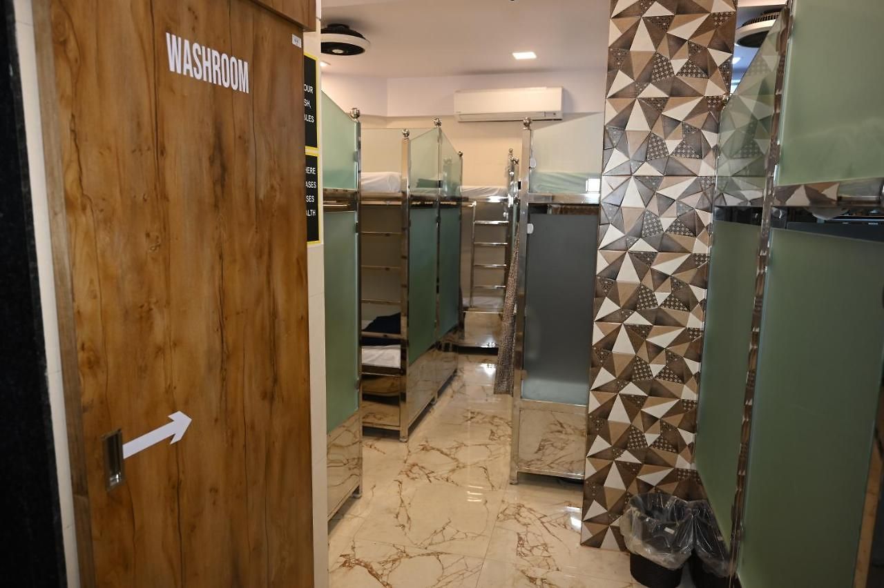 Sagar Andheri - Nearest To Andheri Railway Station West Capsule hotel Mumbai