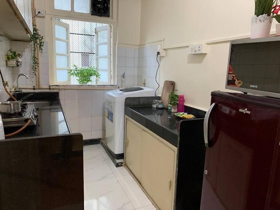 Apartment Dominos 1 Bhk Apartment, Near Carter Road By Connket Homes