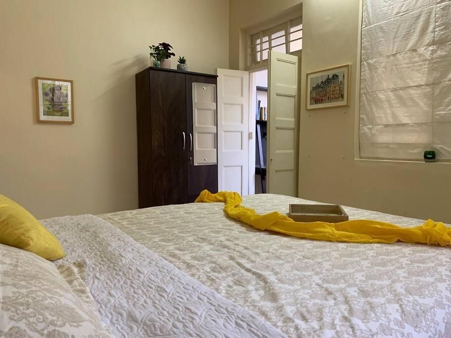 Dominos 1 Bhk Apartment, Near Carter Road By Connket Homes *