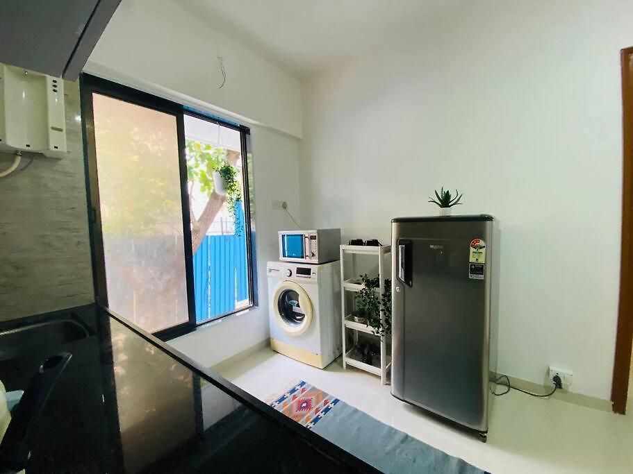 Pali Carters Building 101, 20th Road, Khar West By Connekt Homes Apartment