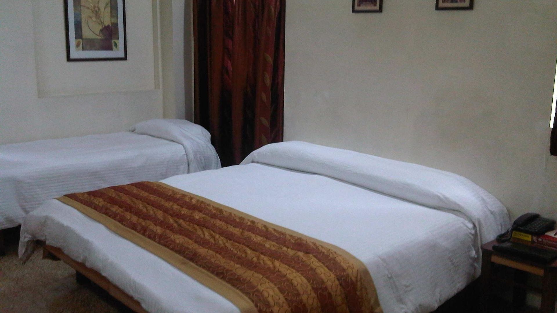 Chateau Windsor - Marine Drive Hotel