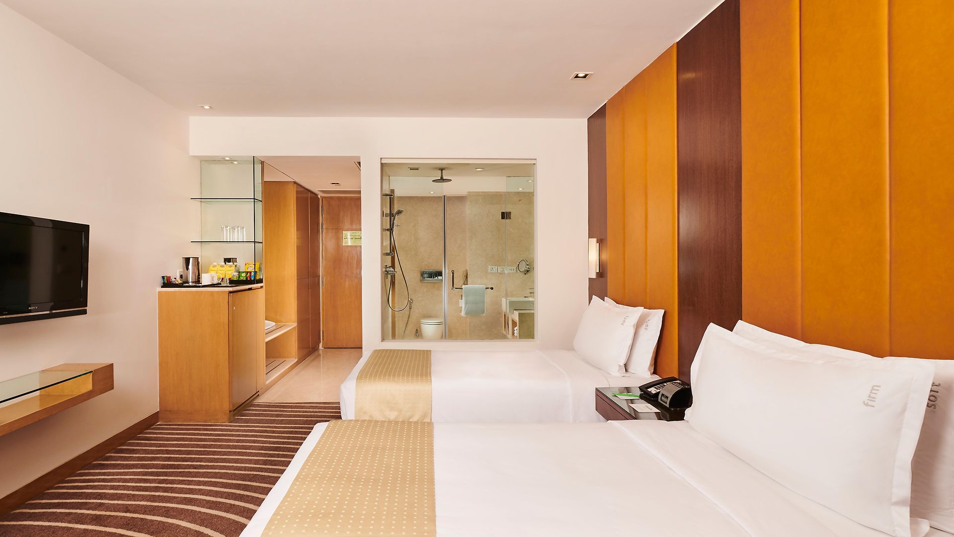 International Airport By Ihg 5*