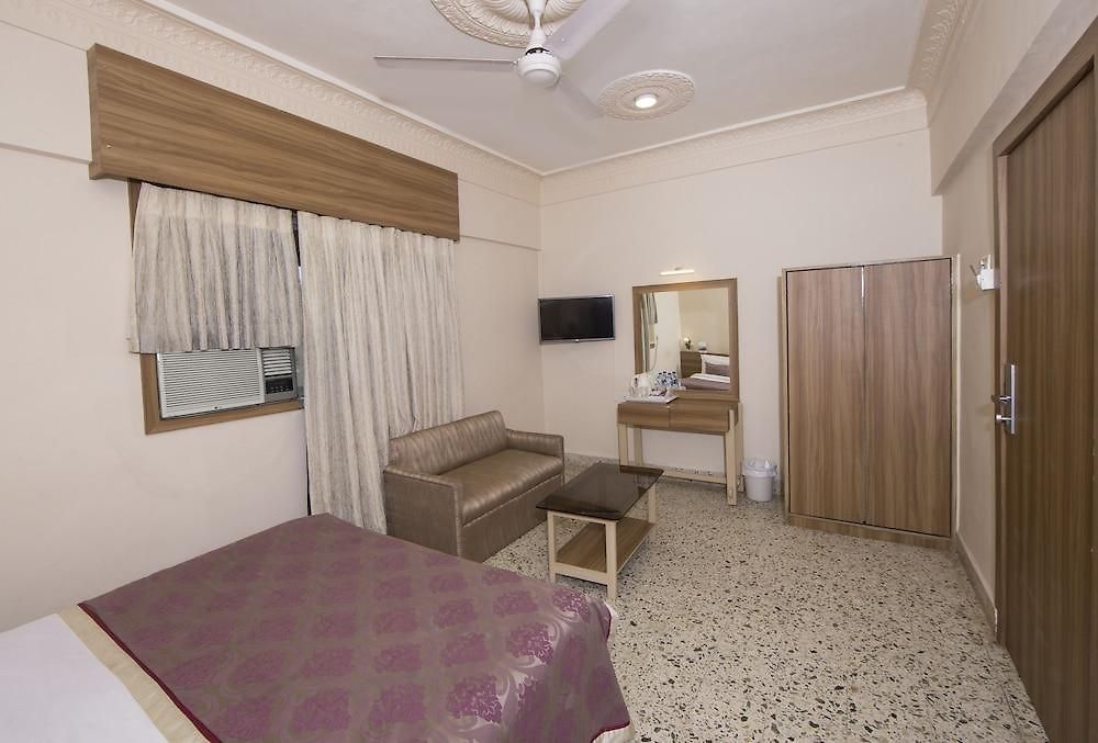 Bawa Regency Mumbai