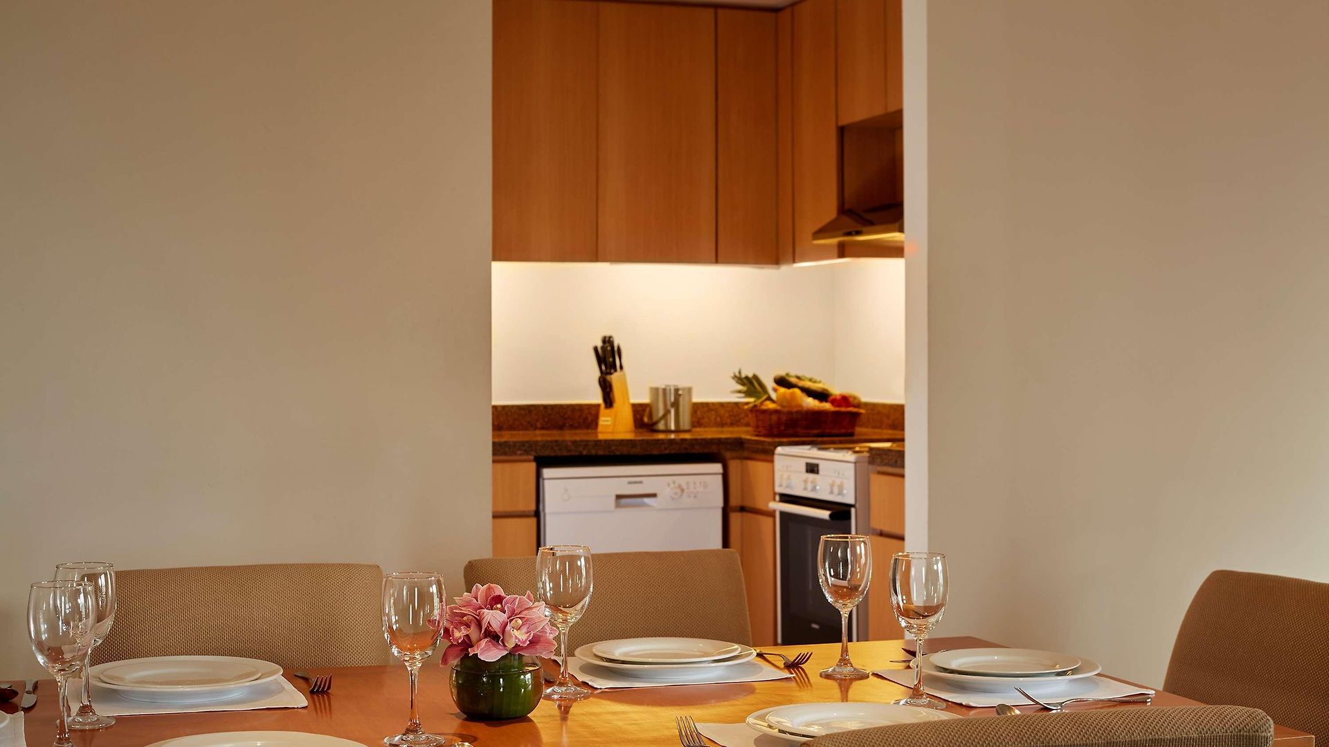 Grand Hyatt And Residences Hotel Mumbai