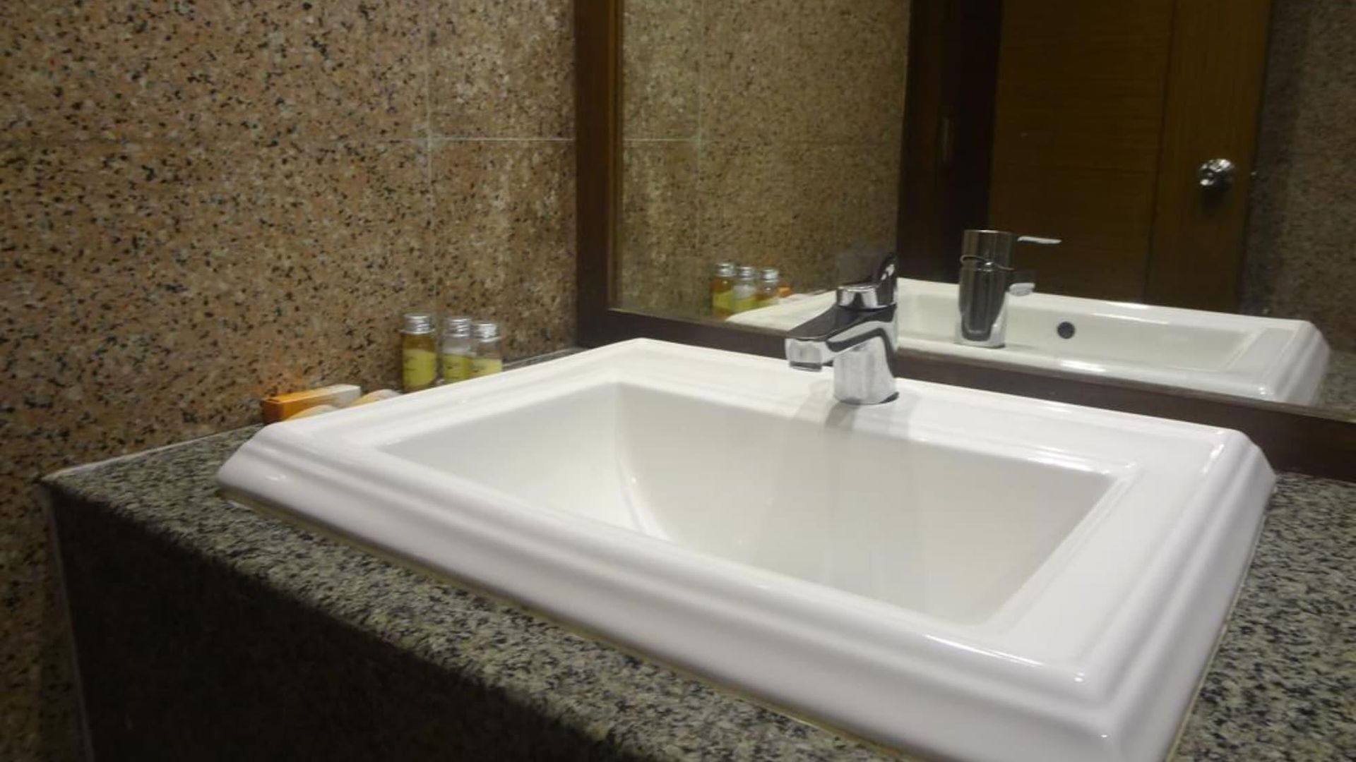 Hotel Midtown Pritam Mumbai