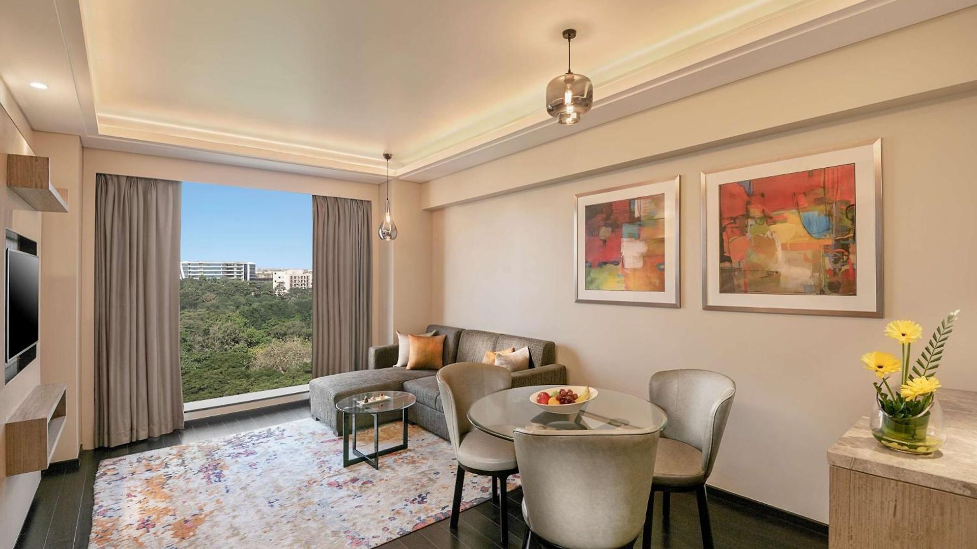 Radisson Andheri Midc 5*