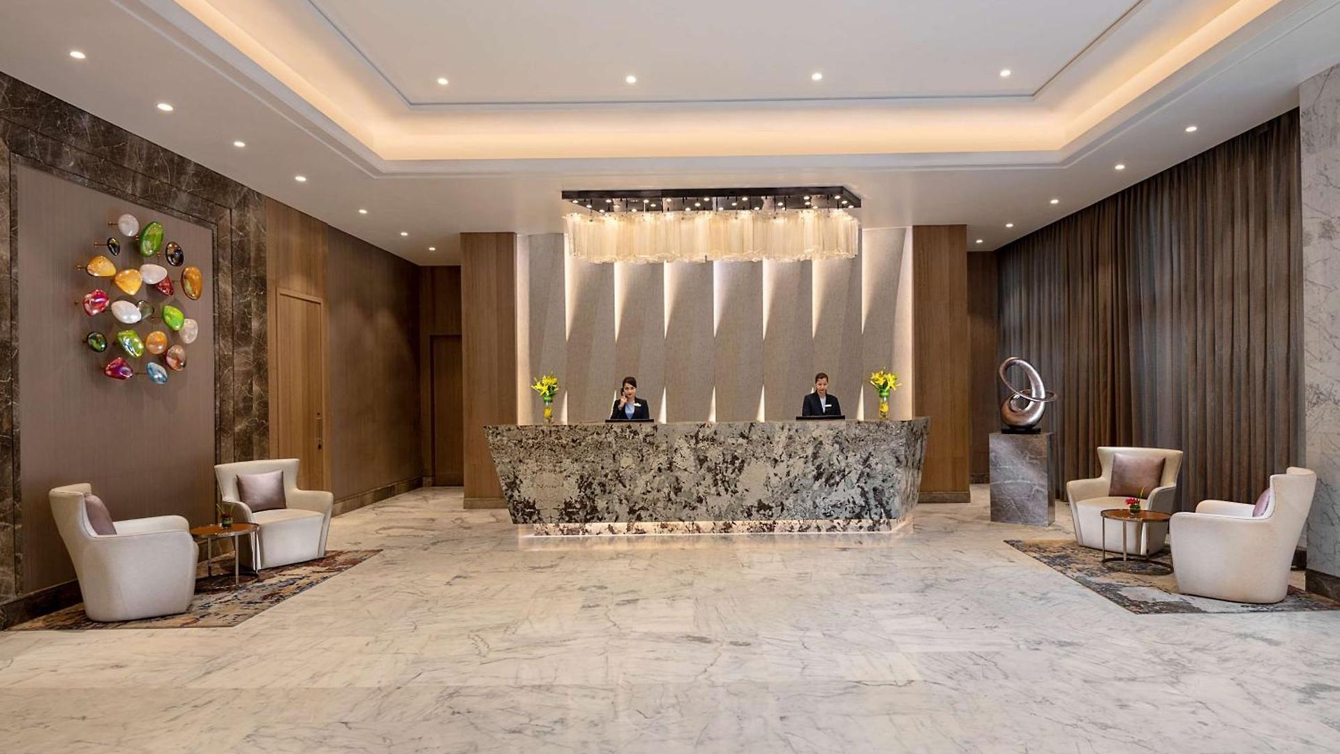 Radisson Andheri Midc 5*