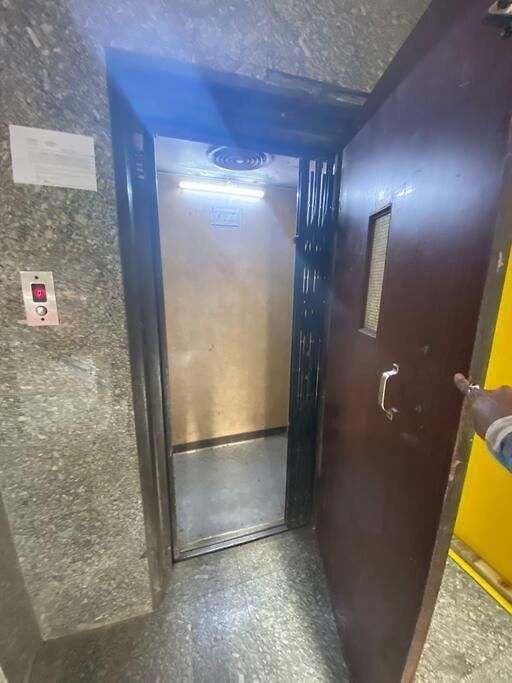 Mon Desire 5, Perry Cross Rd, Bandra West By Connekt Homes Mumbai