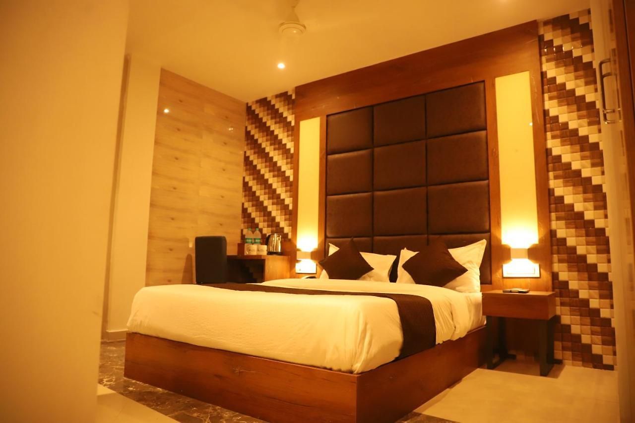 Hotel Sai Pritam 3*