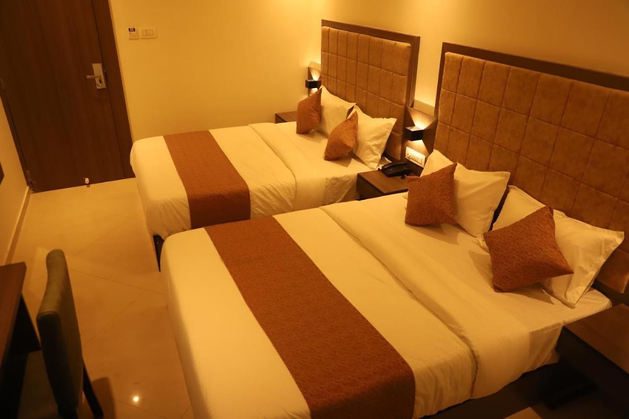 Sai Pritam Hotel 3*