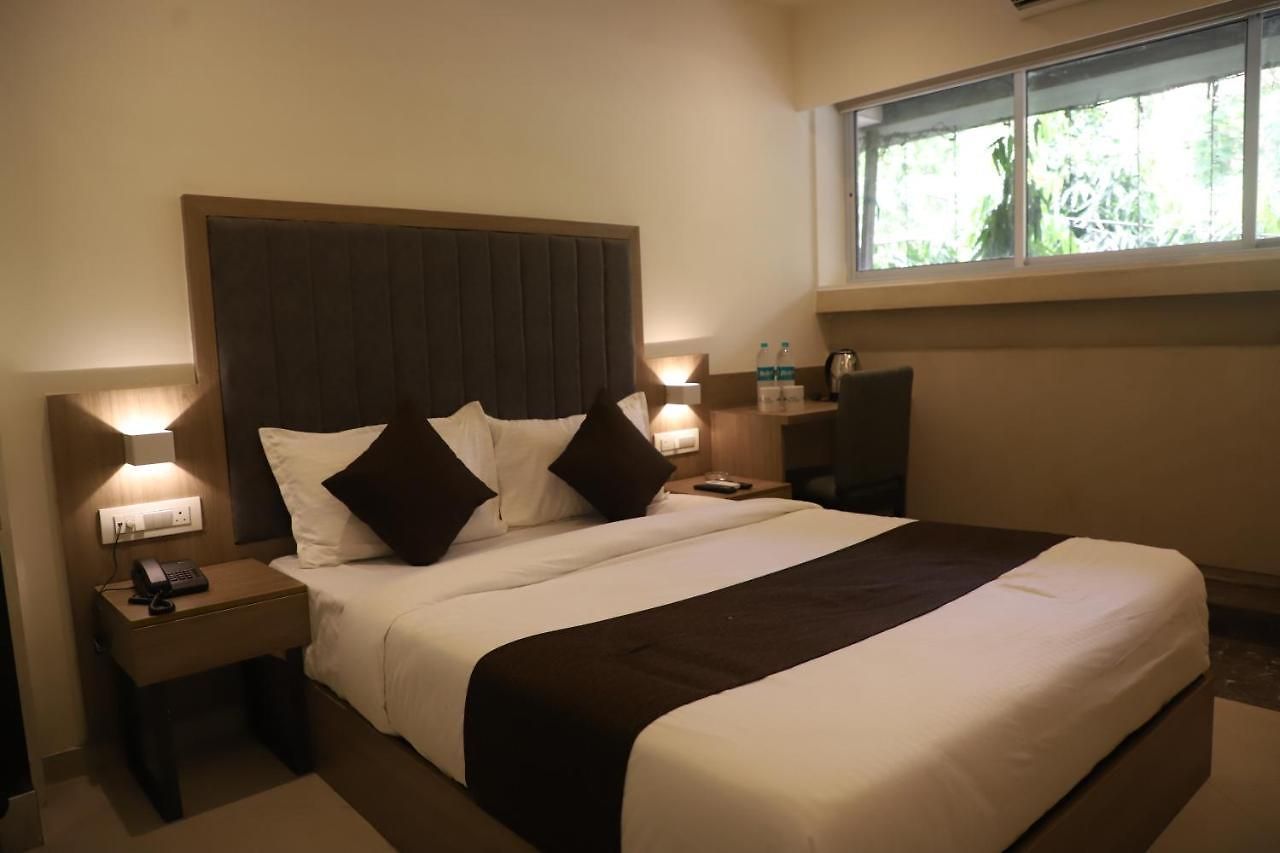 Sai Pritam Hotel 3*